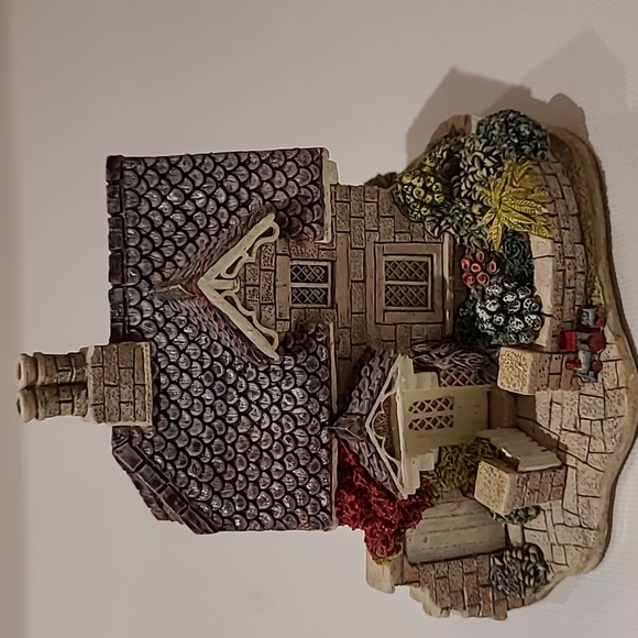 Lilliput Lane "Railway cottage " 1996. handmade in England - Picture 1 of 6